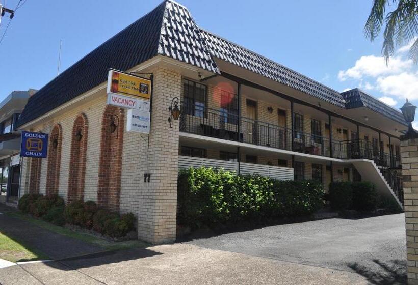 فندق In Town Motor Inn