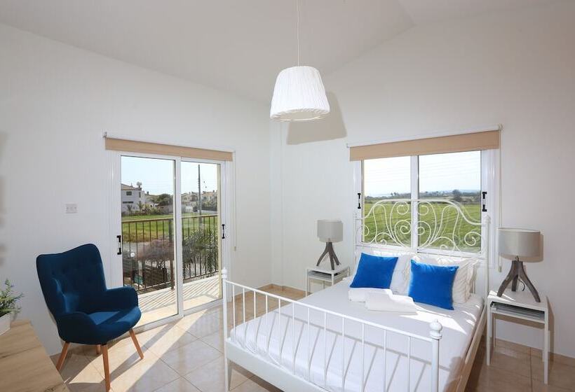 Seabreeze Villas With Private Pool