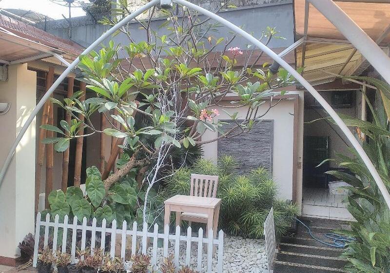 هتل Lovender Guesthouse