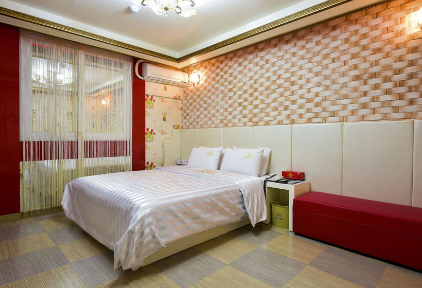 בית מלון כפרי Queen