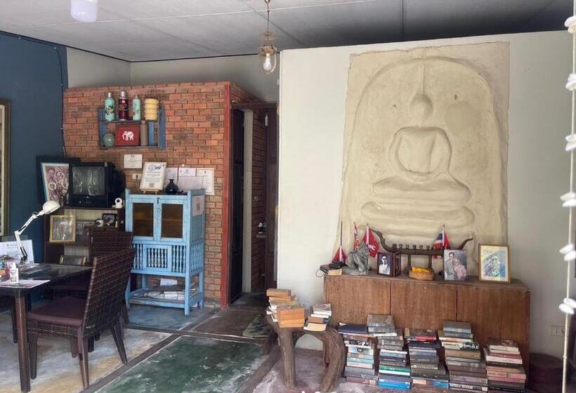 پانسیون Artist S Place Trat