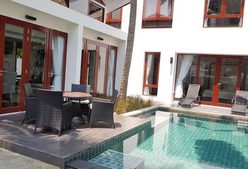 Pranaluxe Pool Villa Holiday Home
