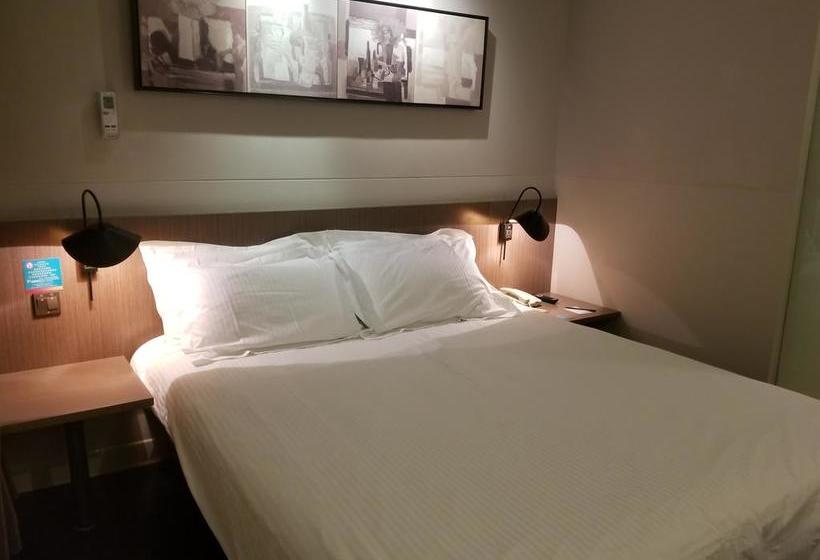 Отель Jinjiang Inn Select Beijing Dongzhimen Shiguanqu