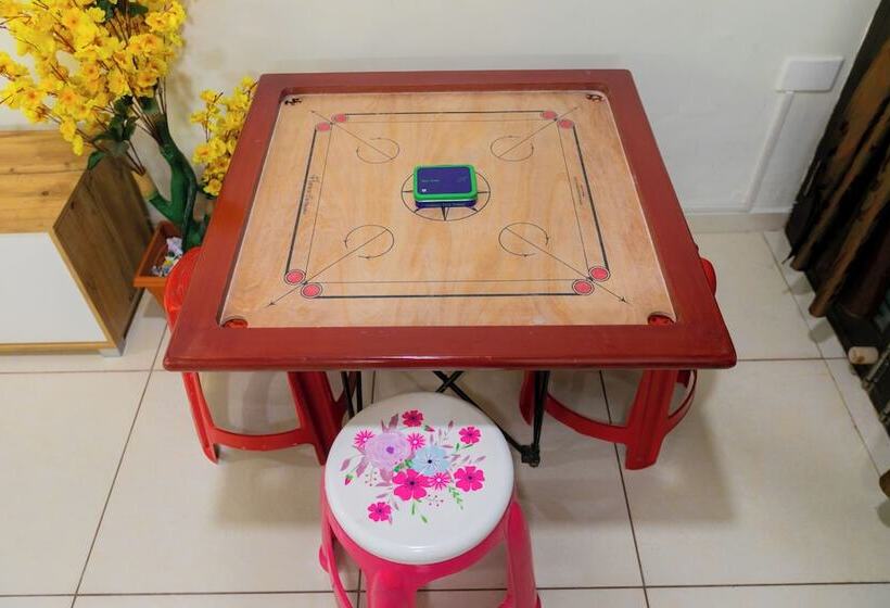 تختخواب و صبحانه Roscotel Bay Stays 2bhk Near White Town