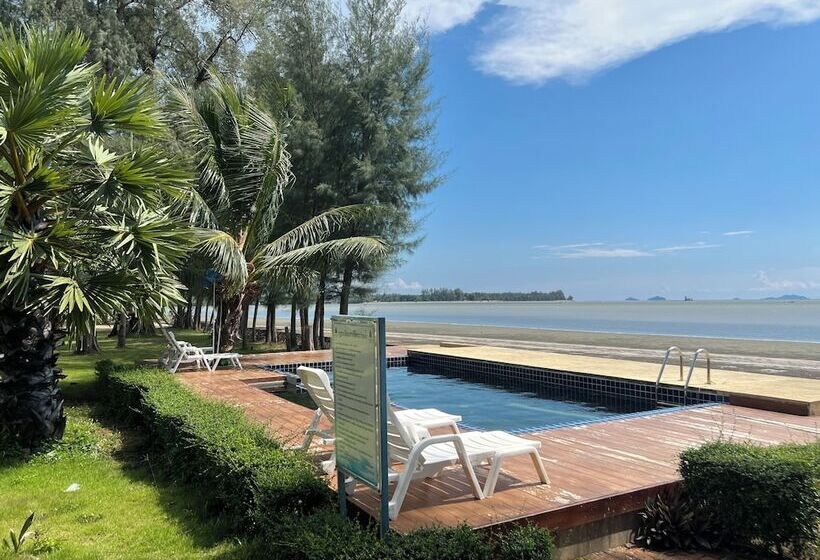 酒店 The Chevalley Beach Resort