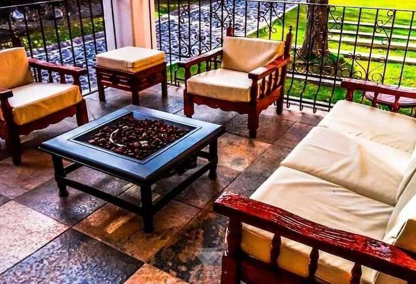 هتل Ex Hacienda Santa Elena