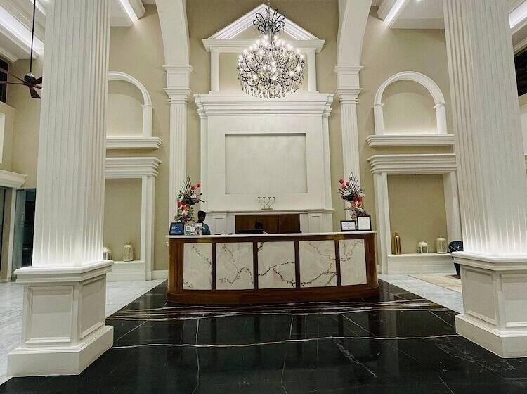 酒店 Nambiar Club Bellezea