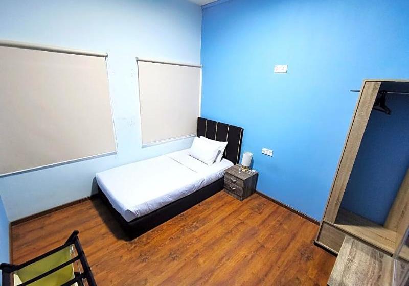 Fat Rhino Hostel