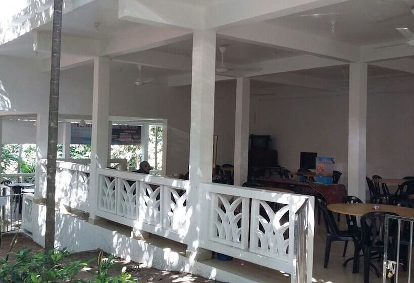 فندق Perhentian Tropicana Inn