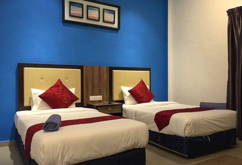 هتل Royal Agate Beach Resort