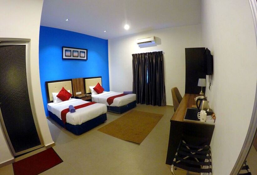 هتل Royal Agate Beach Resort