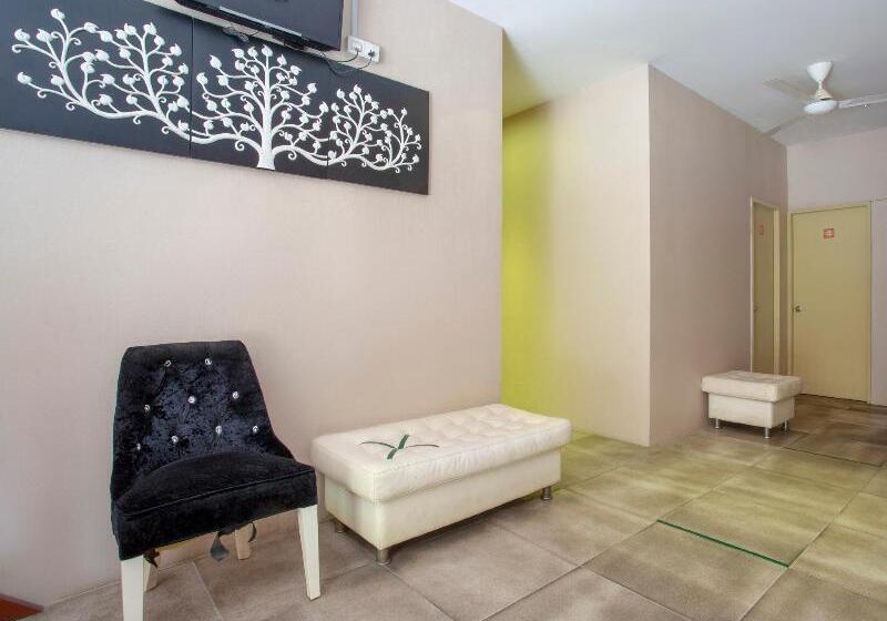 هتل Lodge 37