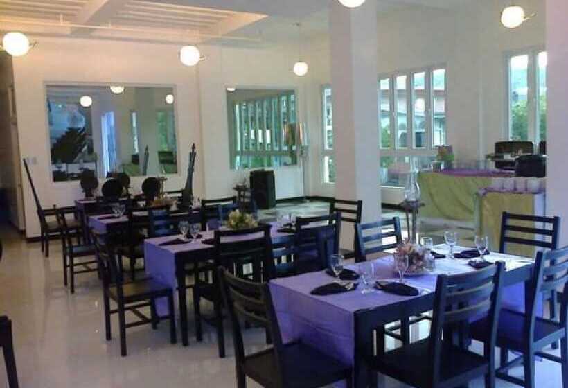 هتل The Apple Peach House