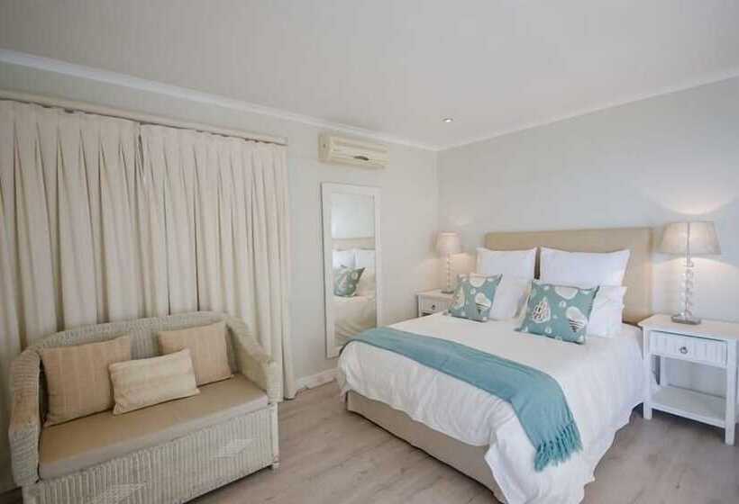 La Petite Baleine Oceanfront Luxury Villa