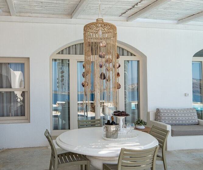 Ode Villa