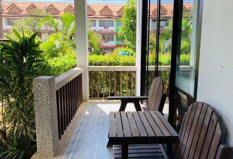 펜션 Phongpipat Lanta Mansion