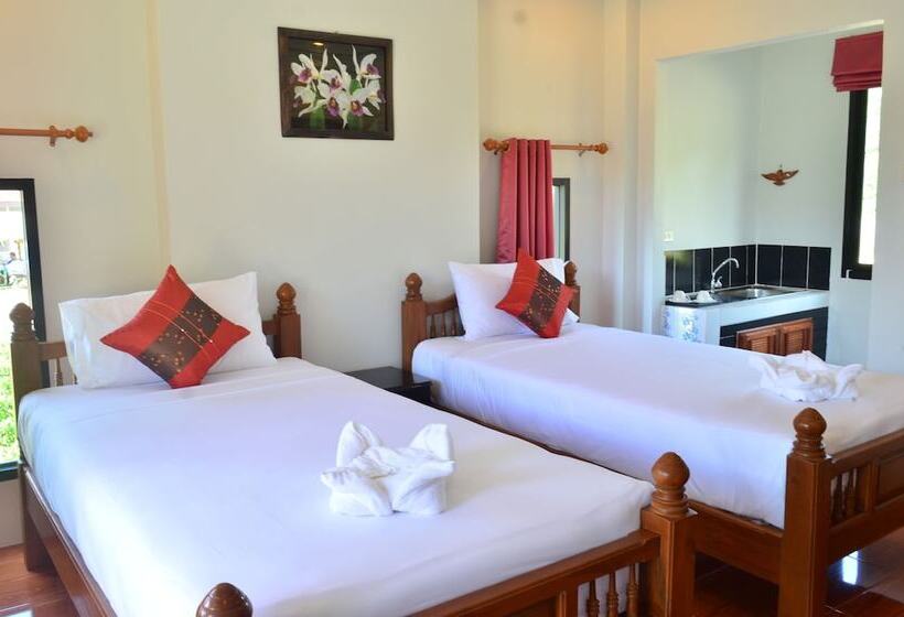 펜션 Phongpipat Lanta Mansion