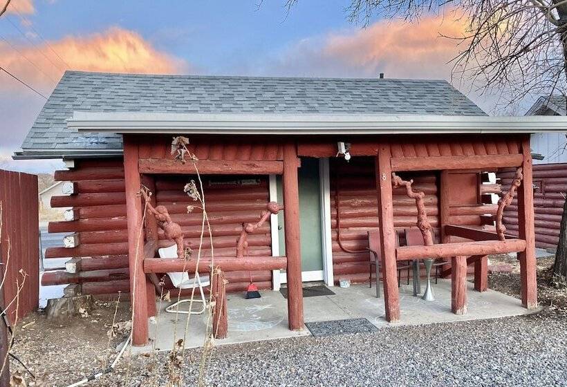 Roundtop Mountain Vista   Cabins And Motel