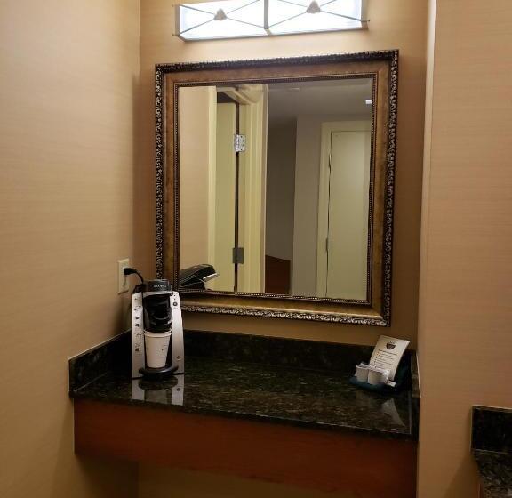 호텔 Three Rivers Casino Resort