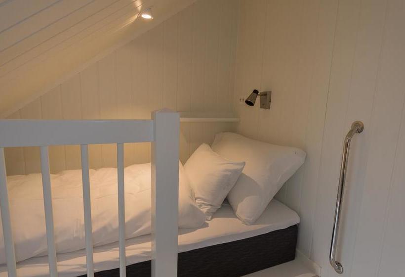 모텔 Krøgeneslåven Microtel
