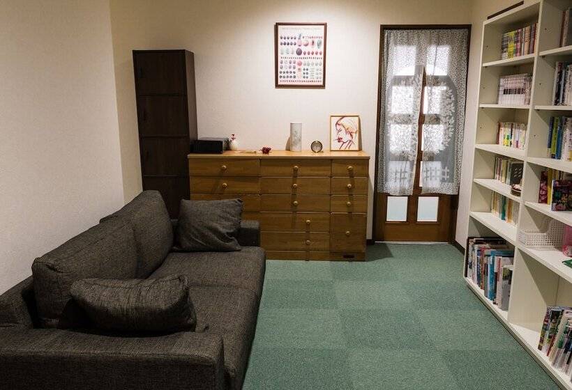 Otaru Guesthouse Harvest   Hostel