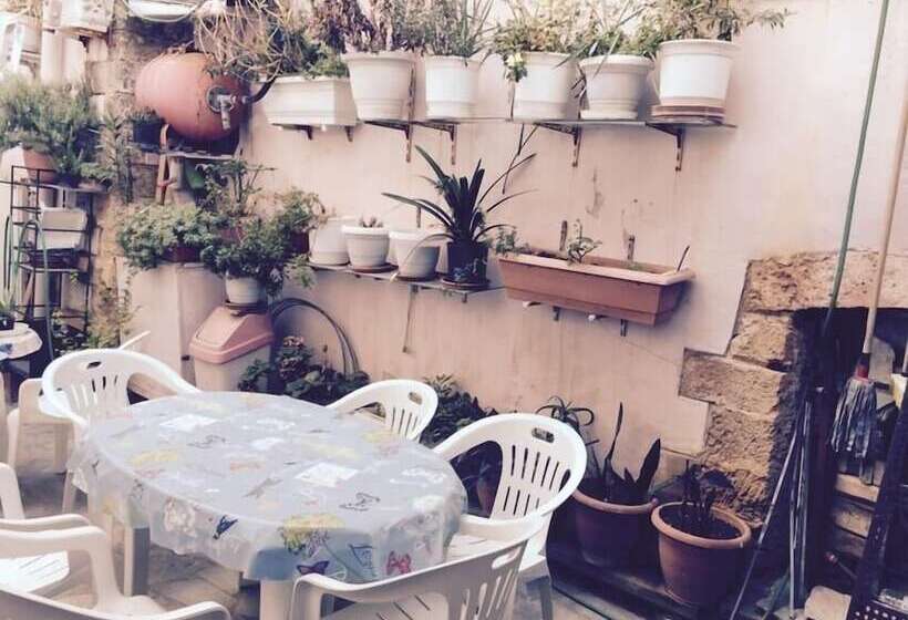 پانسیون Stelios Studios