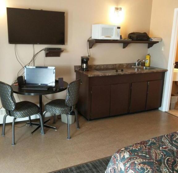 Alaskan Motel