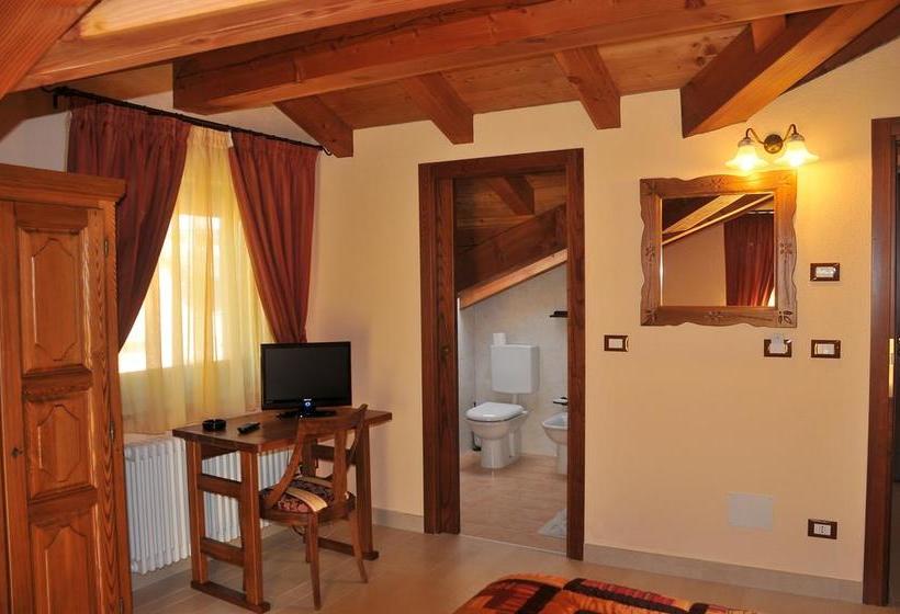 مبيت وإفطار Affittacamere Les Noyers