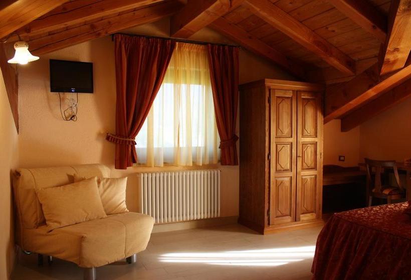 مبيت وإفطار Affittacamere Les Noyers