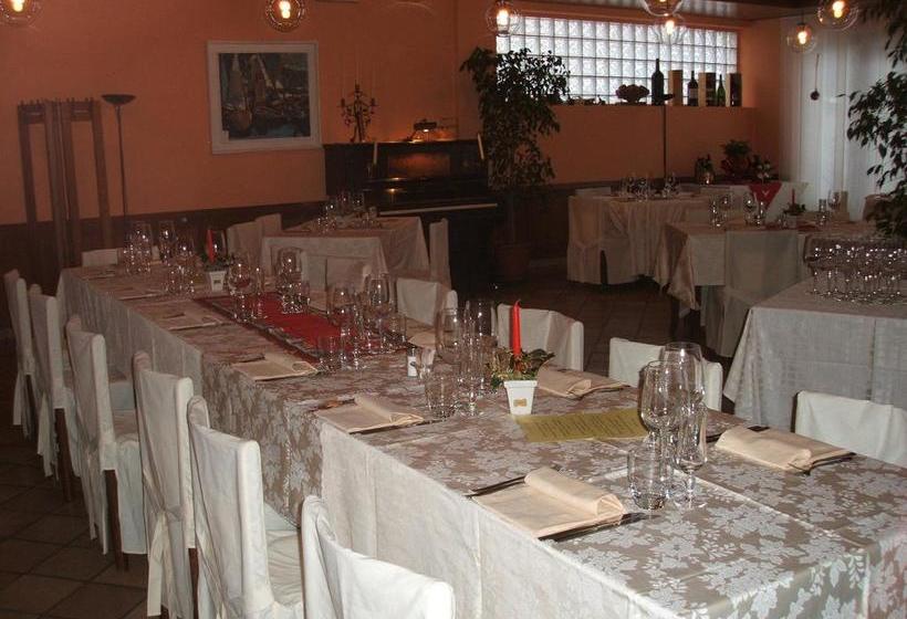 فندق Albergo Michieletto