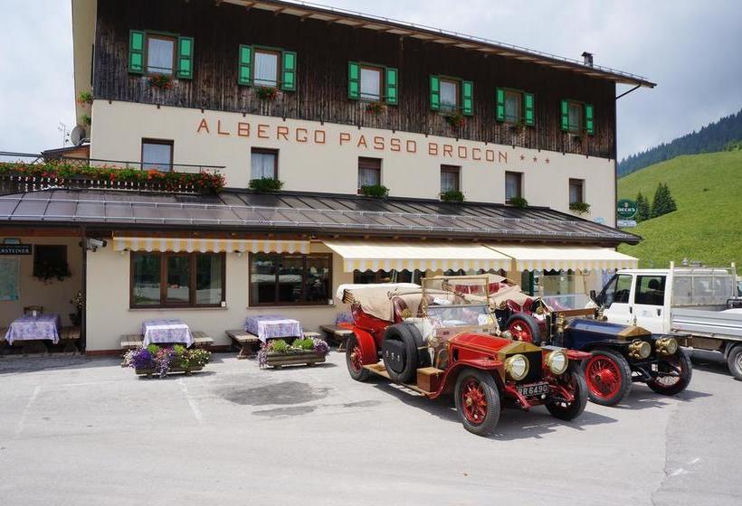 فندق Albergo Passo Brocon