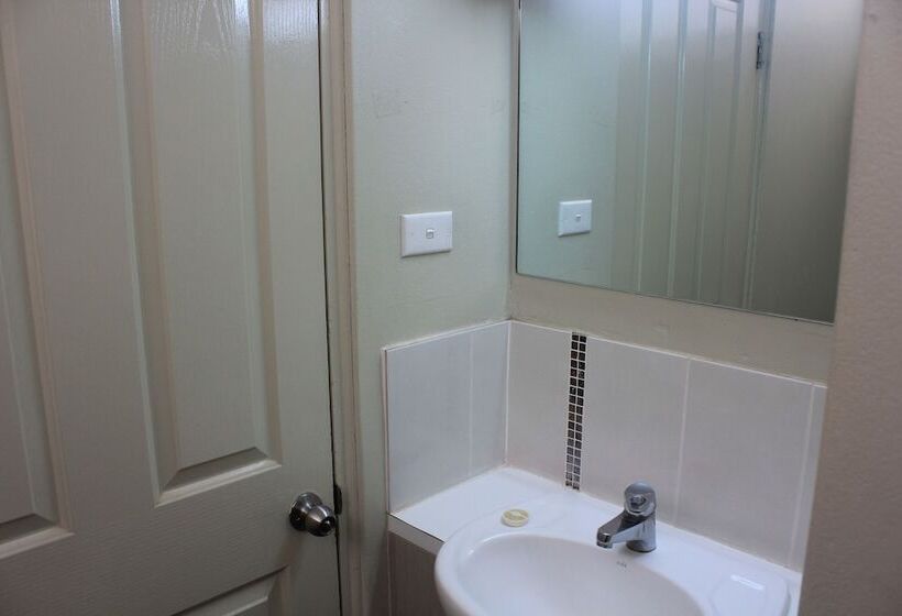 Мотель Aromet Motor Inn