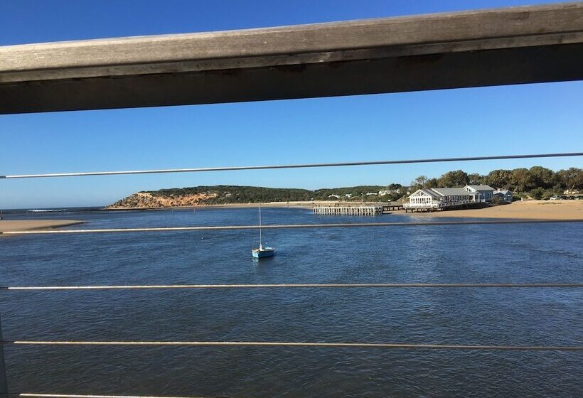 汽车旅馆  Riverside Ocean Grove