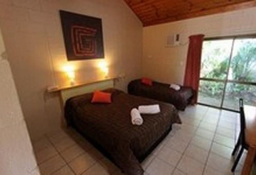 Tully Motel