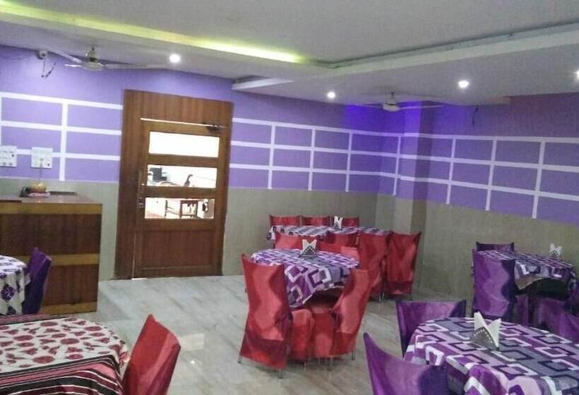 צימר Raj Residency