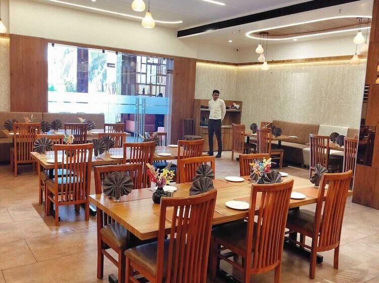 Hotel Aditya Mansingh Inn
