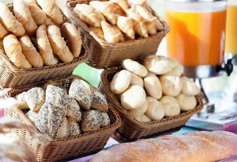 فندق Holiday Inn Express Paris Poissy, An Ihg