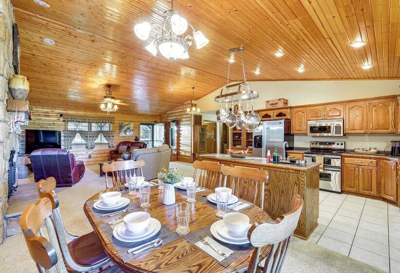 Just A Cast Away  Cassville Cabin W/ Covered Deck