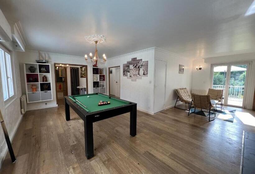 بنسيون Vallée Verte Morancez