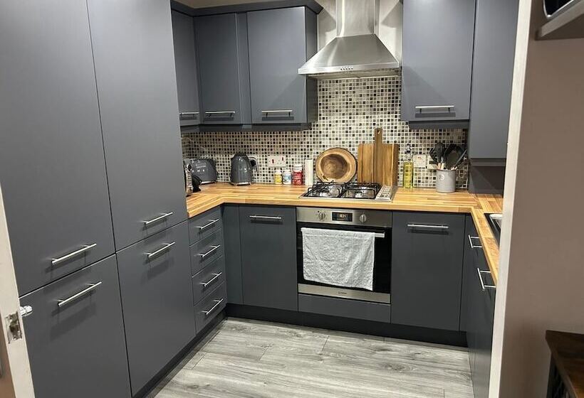 レジデンス Cosy Modern Double Room Fully Equipped