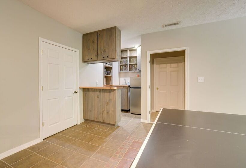 Smith Mountain Lake Home W/ Private Hot Tub & Dock