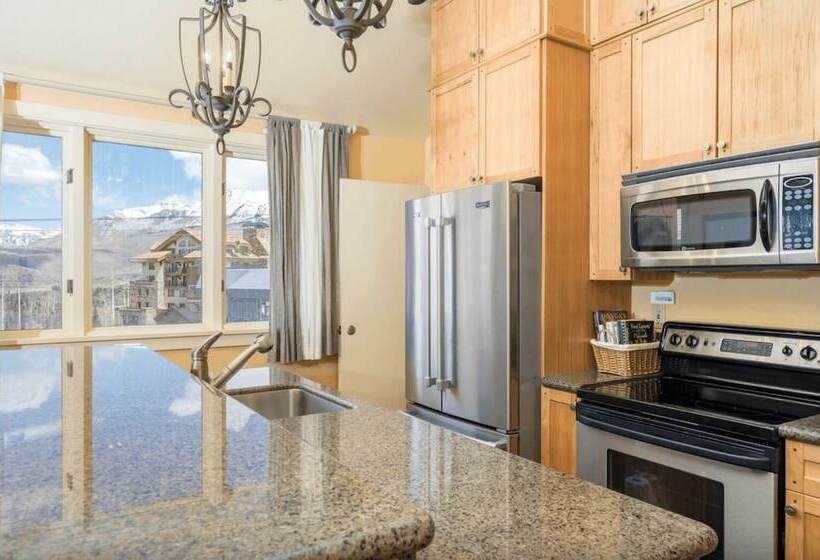 Blue Mesa Lodge 40b By Avantstay Ski In/ Ski Out Unit W/ Balcony!
