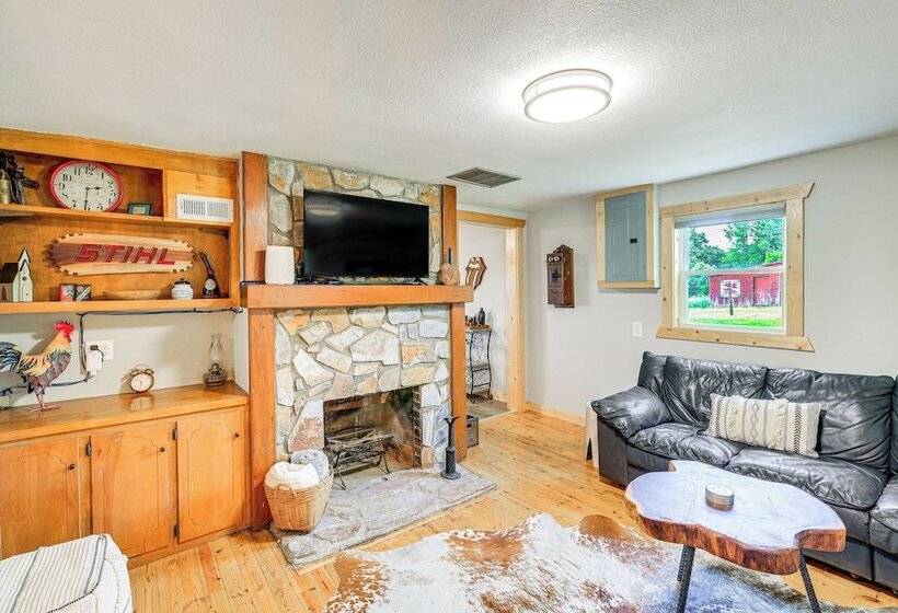 Deck & Scenic View: Historic Cabin In Piney Creek!