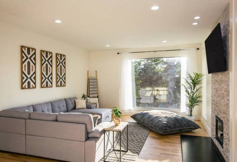 Modern Escape By Avanstay Views, 10min To Town