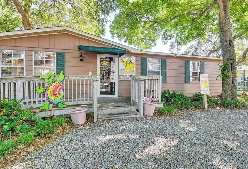 Myrtle Beach  Coastal Cabana  W/ Resort Amenities!