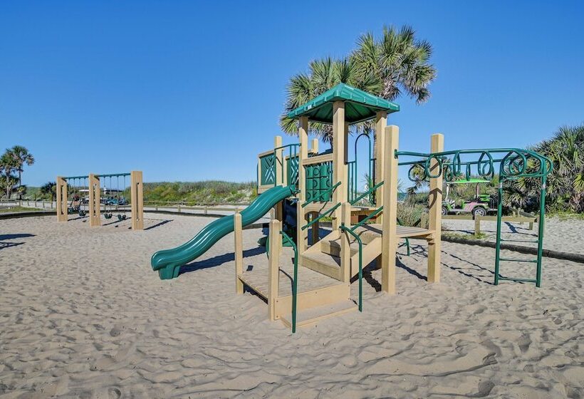 Myrtle Beach  Coastal Cabana  W/ Resort Amenities!