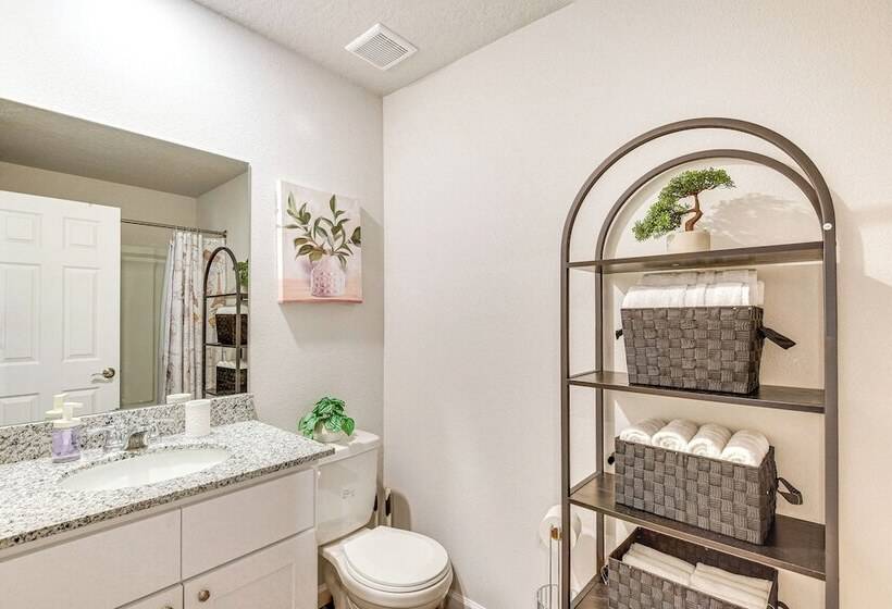 Sunny Palm Coast Home: 10 Mi To Flagler Beach!