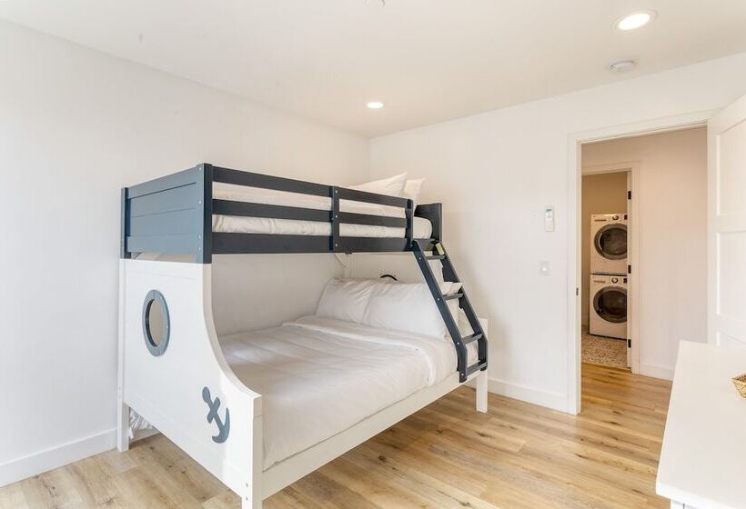 Velvet Sand Buyout By Avantstay Steps To Newport Beach Sleeps 22