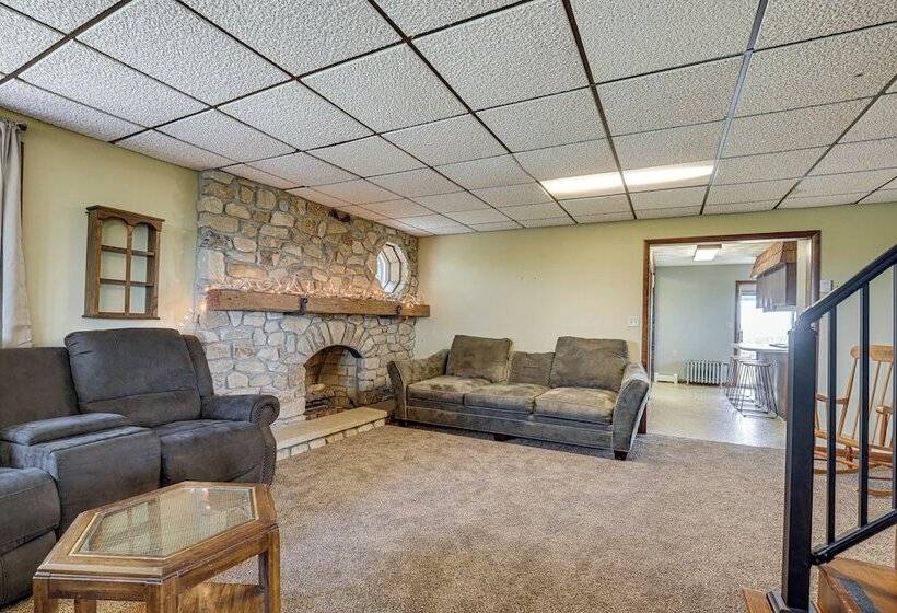 Wellsboro Farmhouse W/ Grill & Fire Pit!