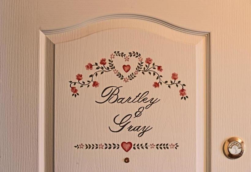 مبيت وإفطار All Aboard Cafe And Inn